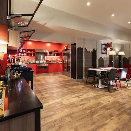 Mercure Centre Grand Place מלון ליל