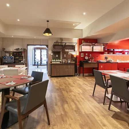 Mercure Centre Grand Place מלון ליל