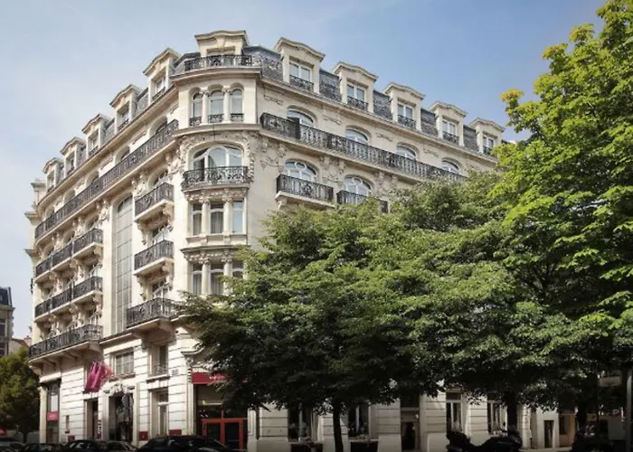 Hotel Mercure Centre Grand Place 4*