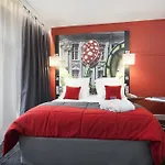 מלון Mercure Centre Grand Place 4*