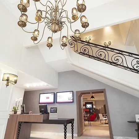 Mercure Centre Grand Place 4*