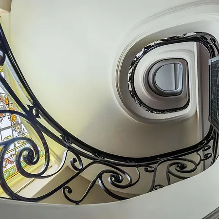 Hotel Mercure Centre Grand Place 4*