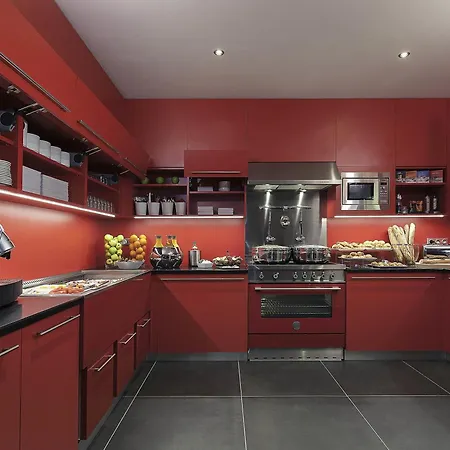 Mercure Centre Grand Place Hotel 4*