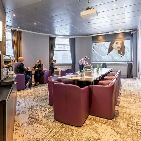 Hotel Mercure Centre Grand Place 4*