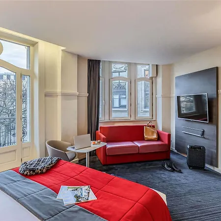 Mercure Centre Grand Place 4* Lila
