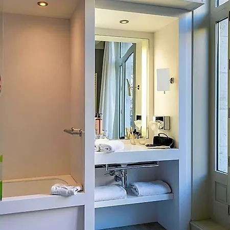 Mercure Centre Grand Place 4*