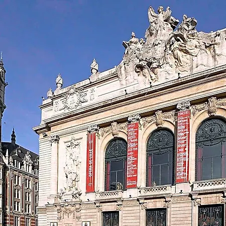Mercure Centre Grand Place 4*