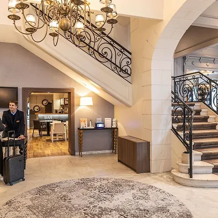 Mercure Centre Grand Place Hotel 4*