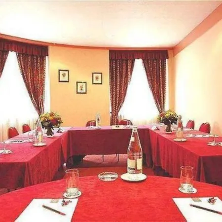 Mercure Centre Grand Place Hotel 4*